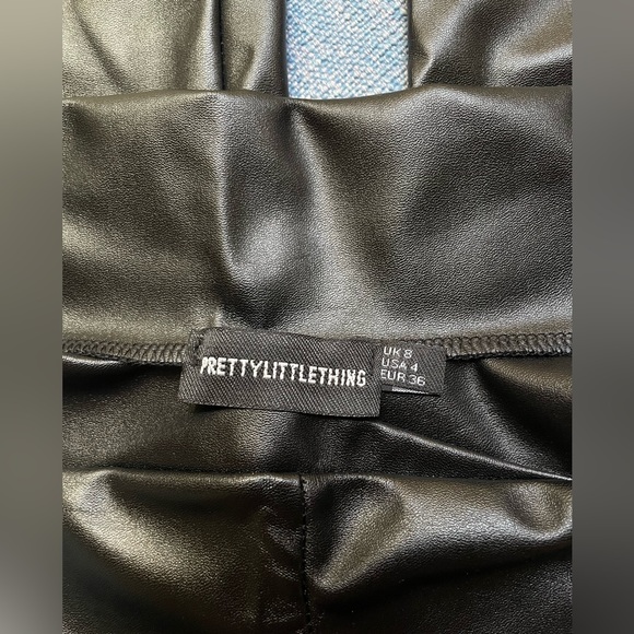 NWOT Pretty Little Thing PLT black leather high waisted pants - Picture 5 of 6